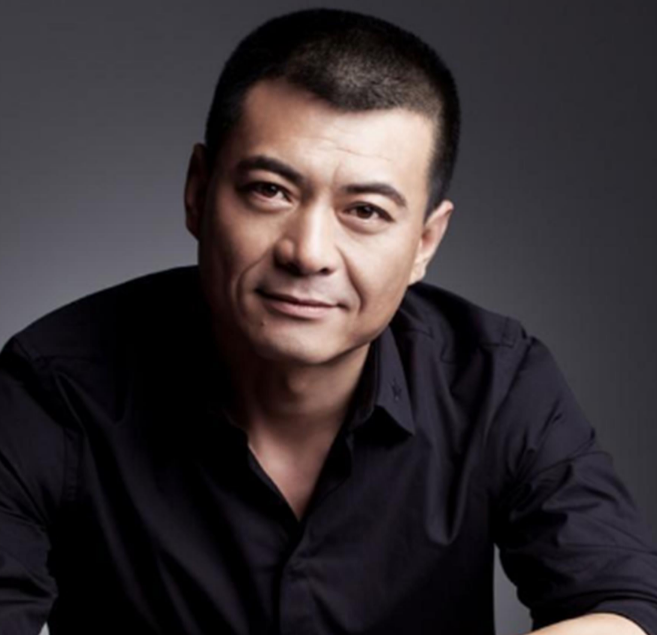 挺大肚撑起一个家的秦海璐，产后婆婆待她亲如女儿，今仍幸福甜蜜