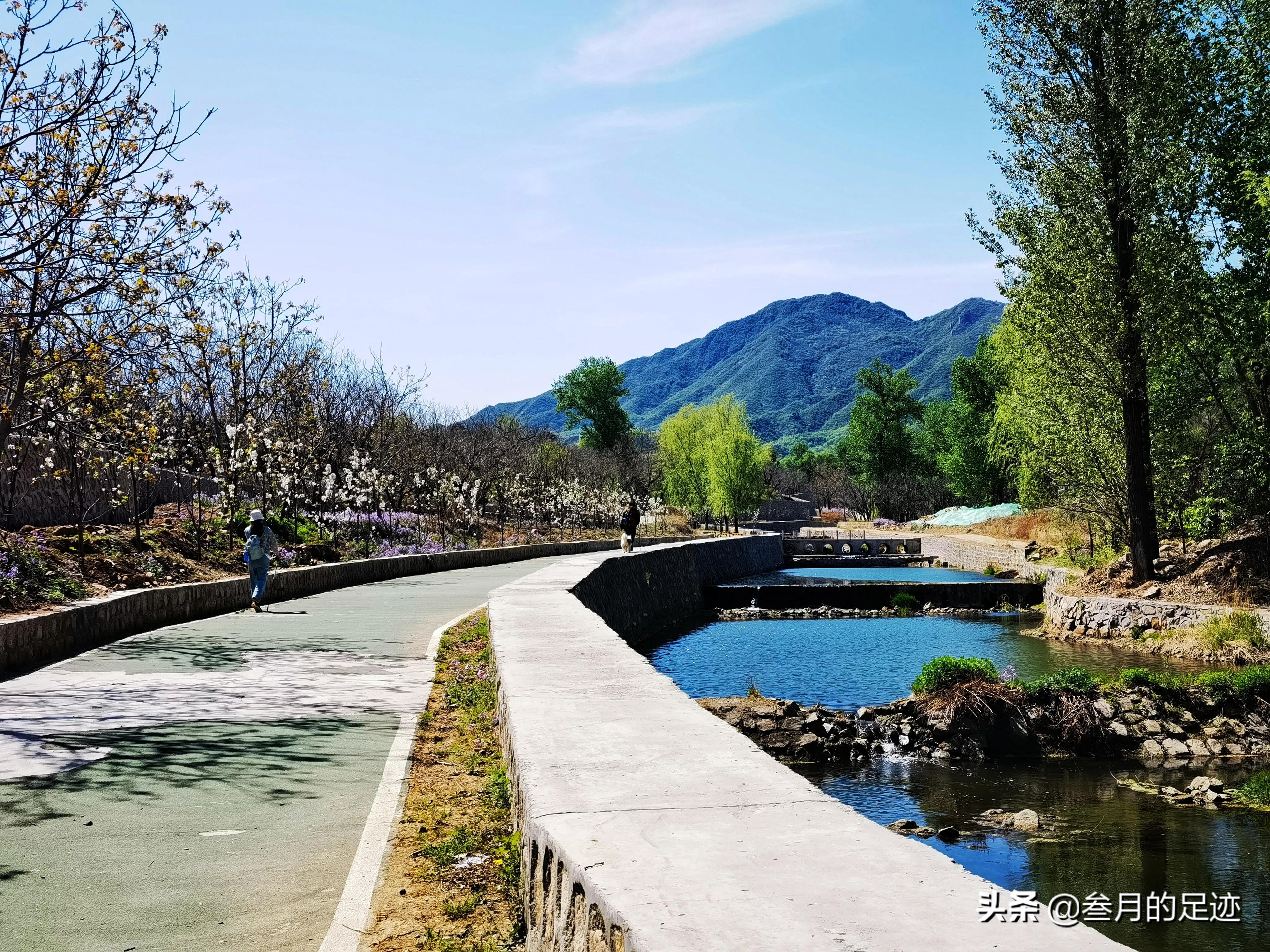 北京昌平，自驾游环线轻徒步线路，大黑山木栈道之旅