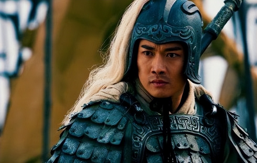 聂远之前有罗成的扮演经验,此次出演赵云,在形象上观众是认可的.