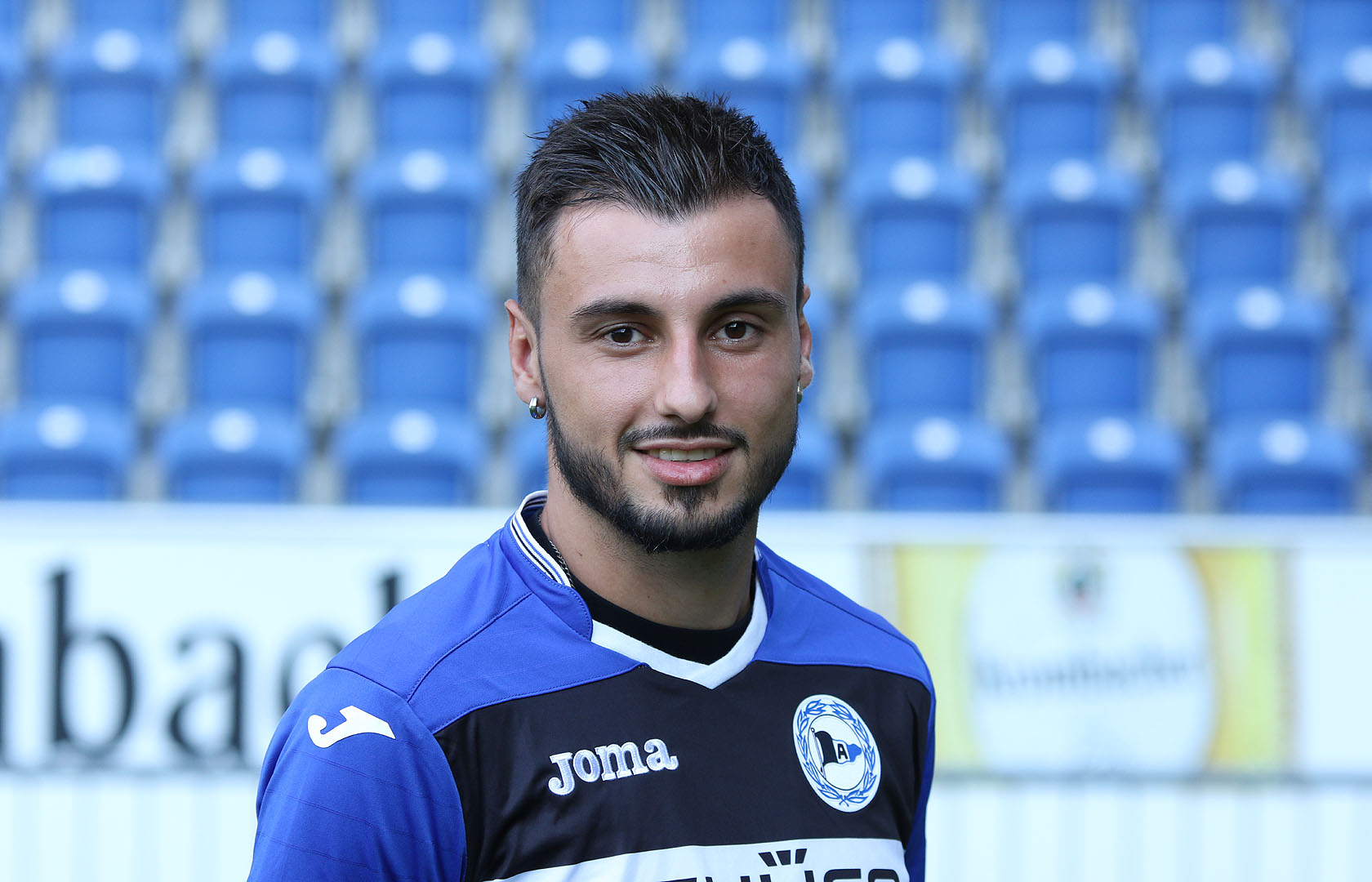 克劳斯法国后卫(法甲励志哥克劳斯:他25岁时在踢半职业联赛,30岁时却