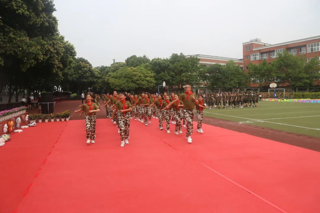 四川天府新区合江小学热烈庆祝“六一”国际儿童节