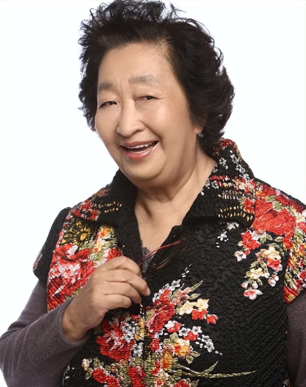 彭玉:丈夫瘫痪8年去世,嫁丈夫的姐夫获幸福,女儿都是著名演员