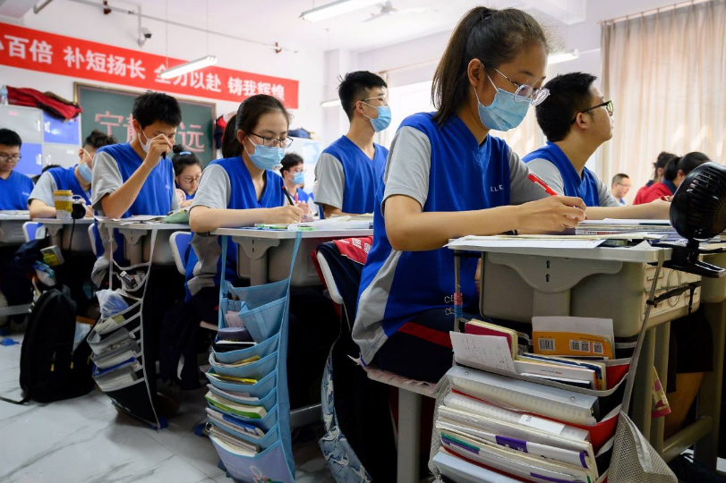 高中生“冰墩墩”字体火了，可爱又圆润，高考加分项这不就来了