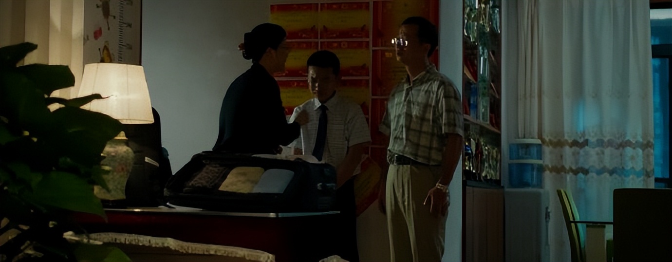 钟美美演电影了！客串人生大事还考倒数第一，网友：挺适合大荧幕