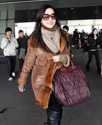 也就只有刘亦菲的颜值撑的起她的衣品