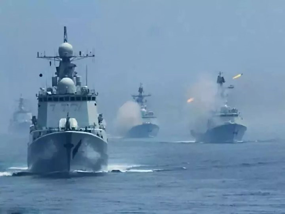 回顾16年南海对峙，才知中国早已崛起，张维为：十个航母全来何惧