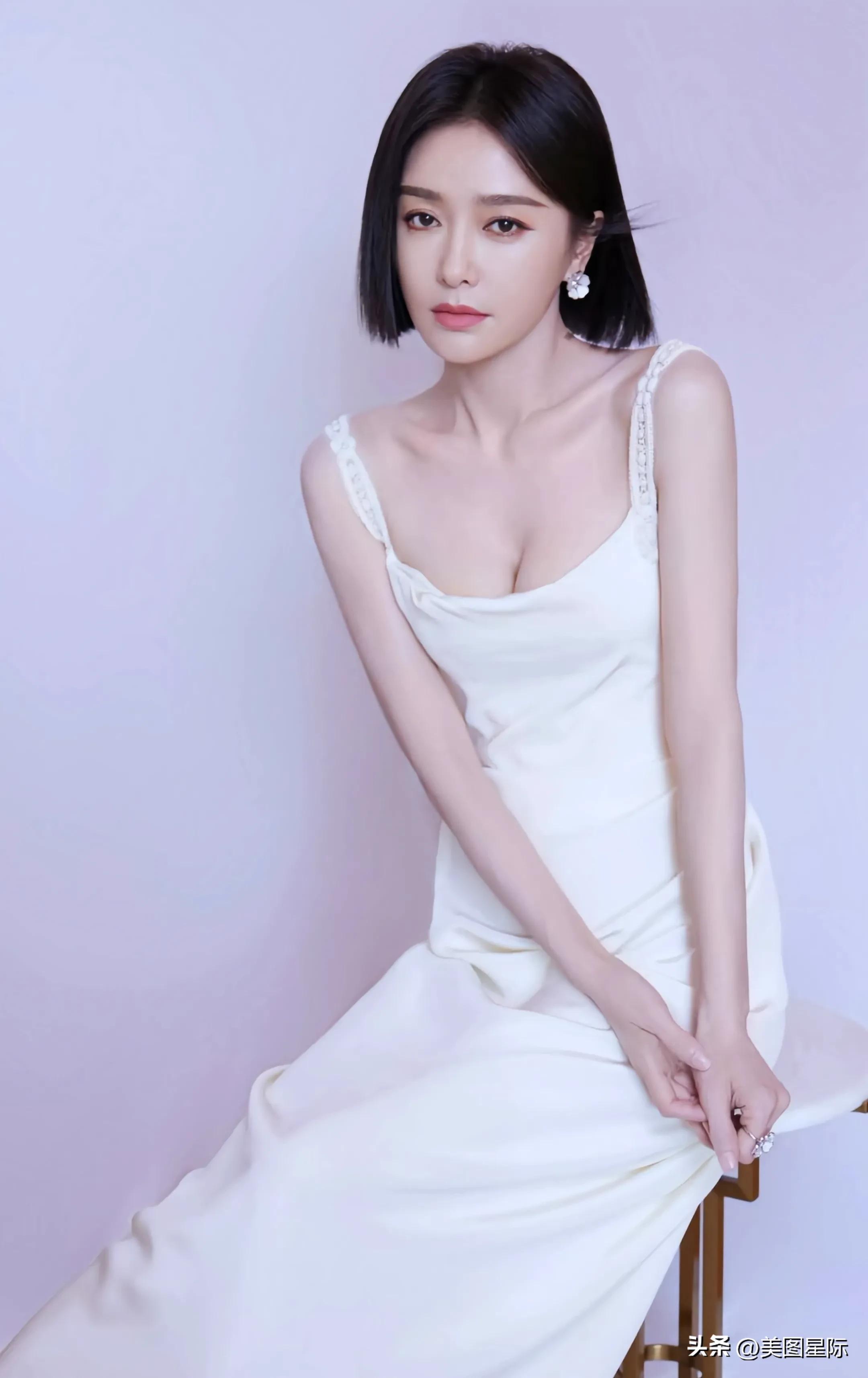 本期主角—秦岚,明星惊艳美图系列第49期