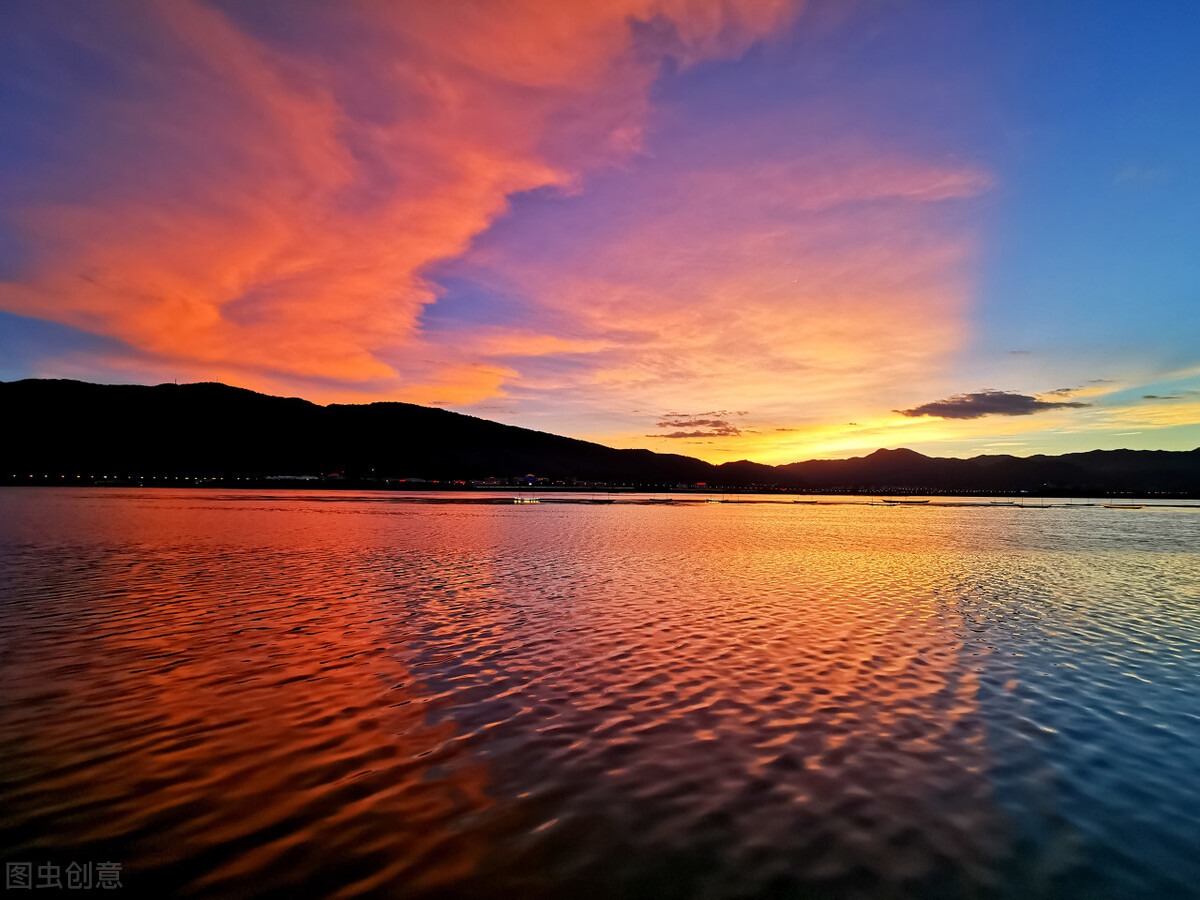 描写夕阳的绝美诗句(描写夕阳的诗句古诗)_爱阅读