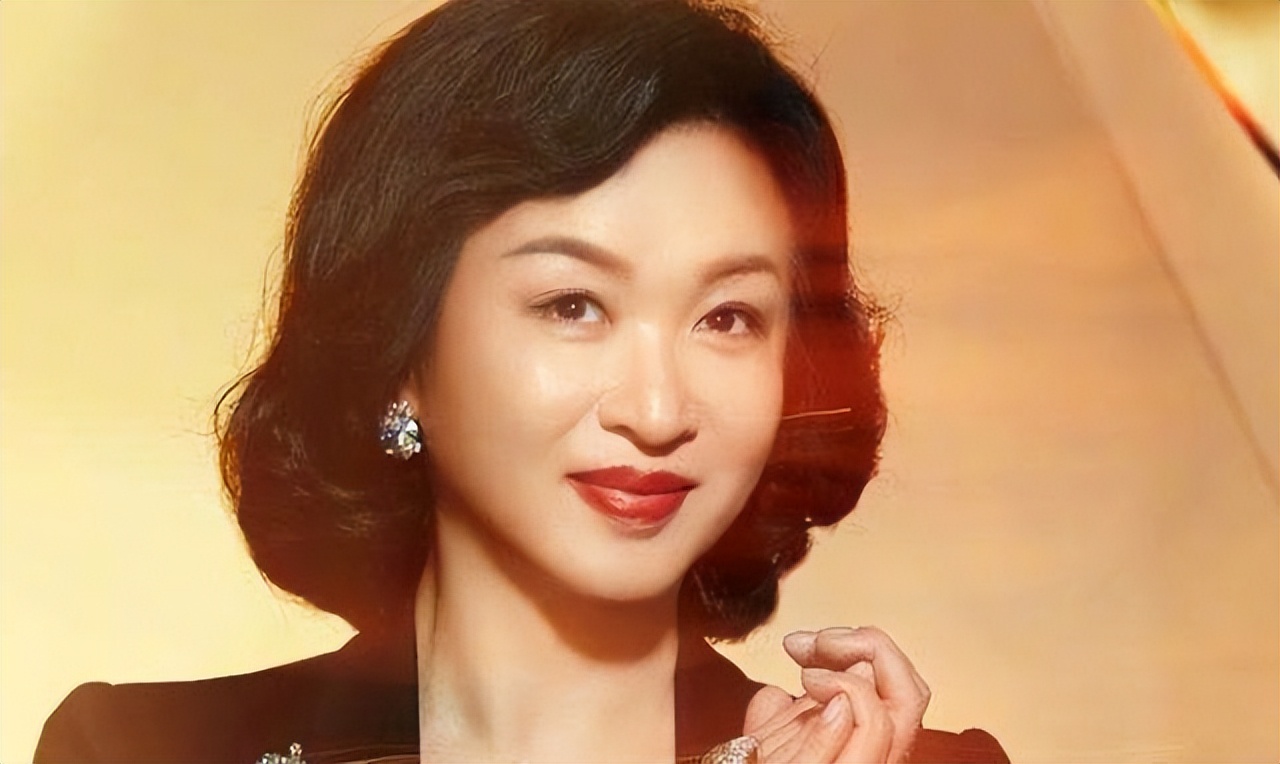 同为军艺出身，这12个女星命运不同：有人视后大满贯，有人被唾弃