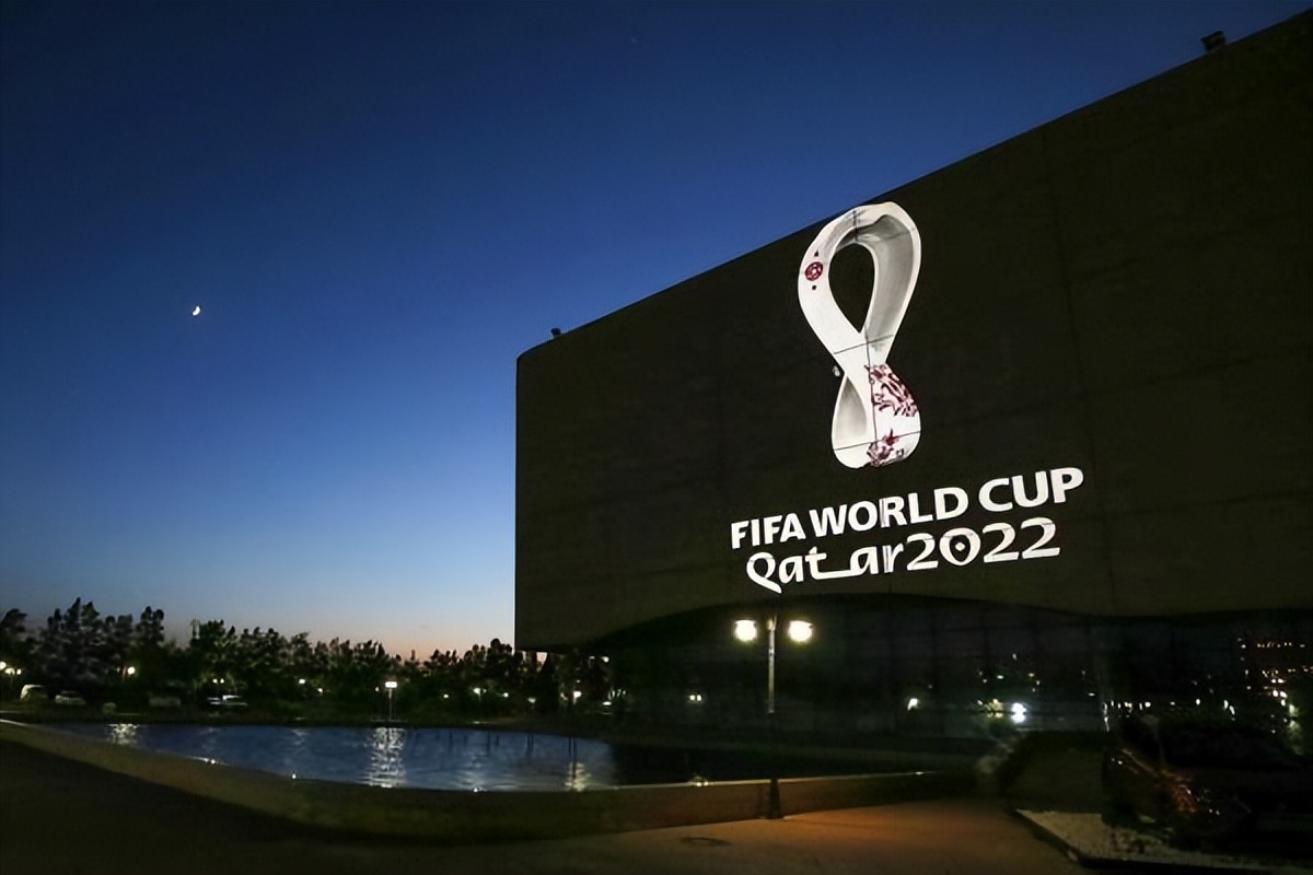 世界杯2010是哪个国家举办（2022年世界杯！卡塔尔这个弱小国家也能举办，凭的竟然就是这个）