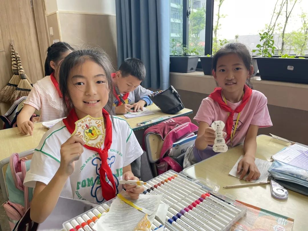 美在附小——记天府新区新兴中学附属小学开展第一届艺术节