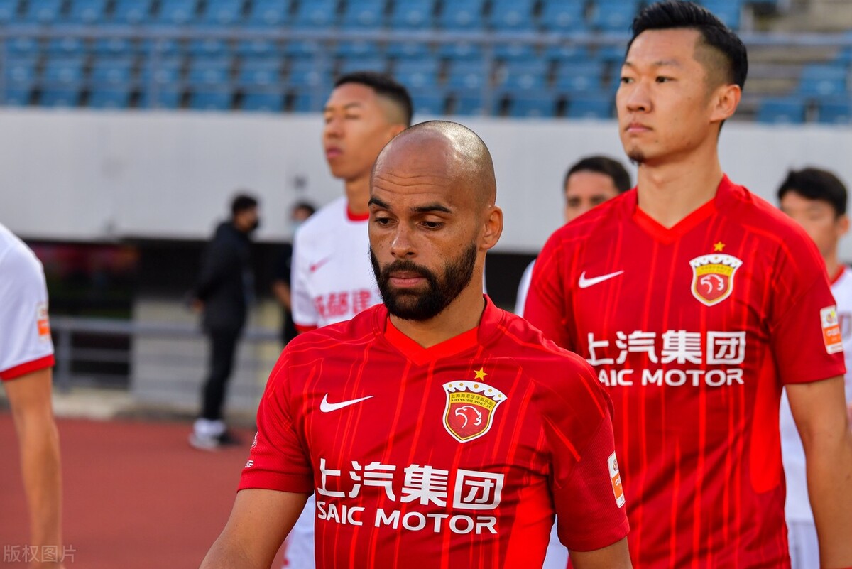 单场送两次助攻（上港新奥斯卡横空出世！本轮补赛单场送出两次助攻，坐稳核心位置）