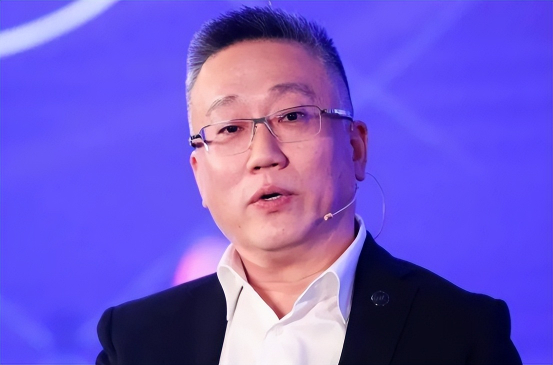 那么对吉利和他个人来说都是好事一桩,可无奈沈辉不是一个甘心一辈子