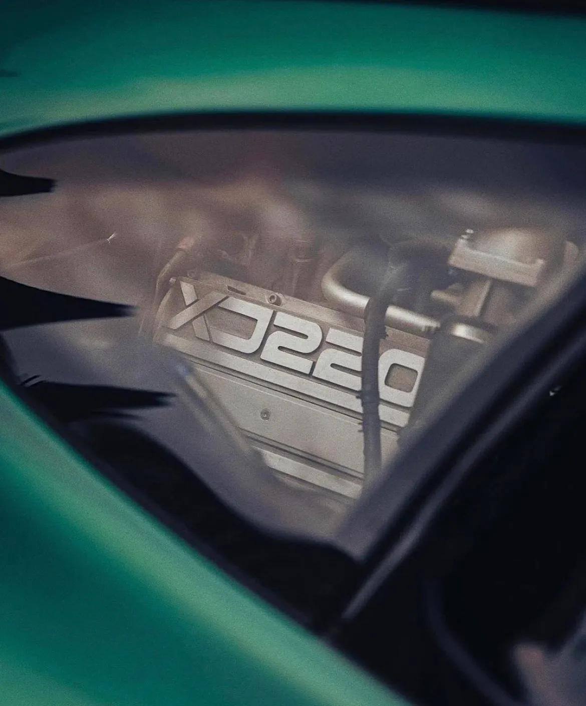 比法拉利恩佐还稀有的英伦超跑，捷豹家族曾经的速度王者XJ220