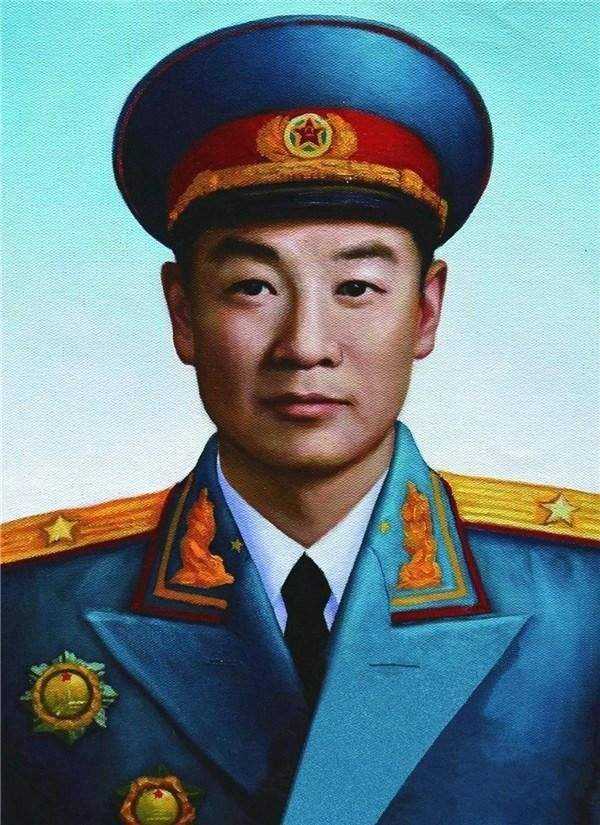 中国最年轻的少将 现任最年轻正国级-朝阳百科