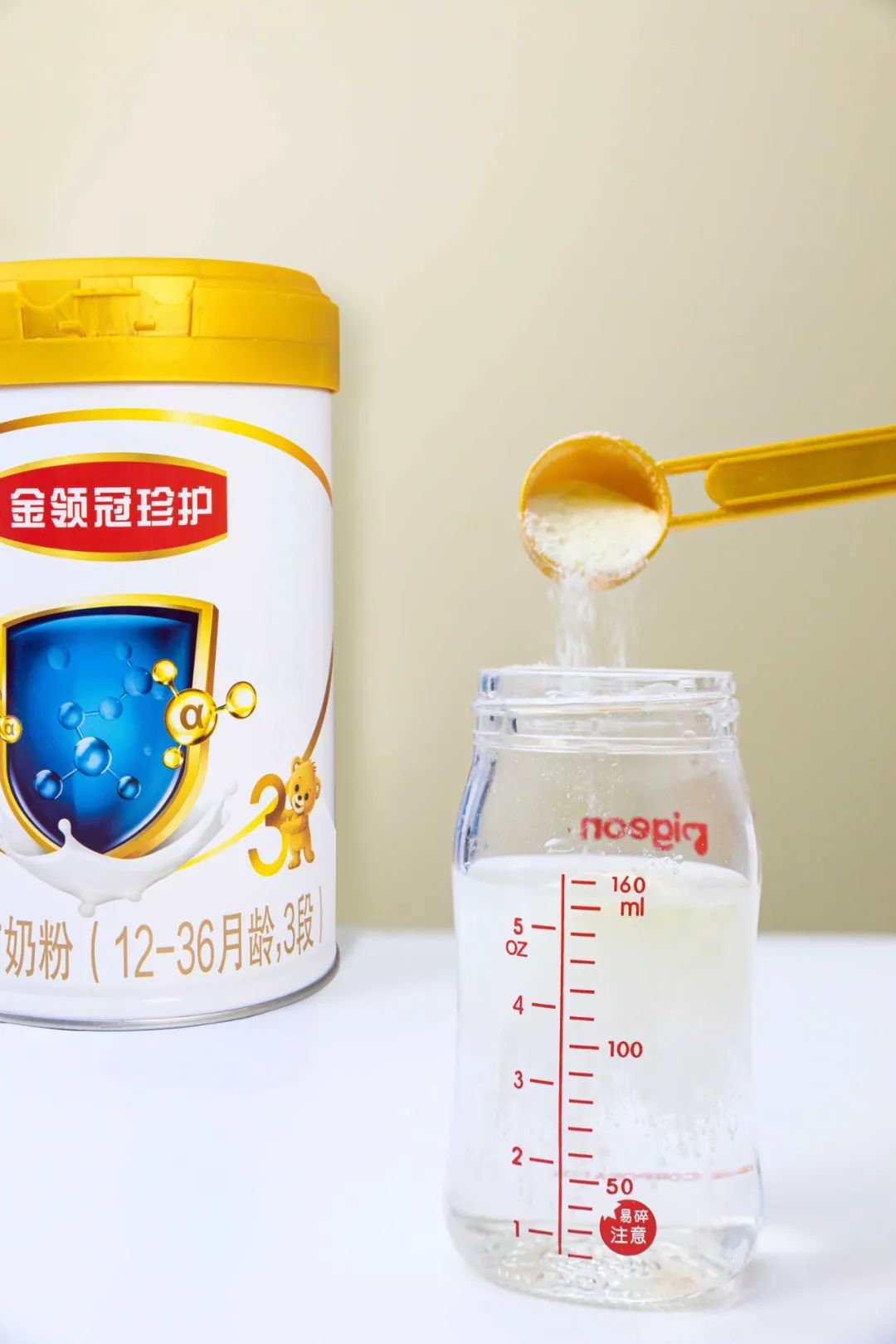 怎么选择奶粉看准这几点挑出好奶粉（如何正确的选择好的奶粉）