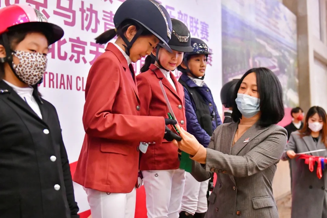 芒果赛马世界杯（聚星马粮快讯：2021超级马术俱乐部联赛（天星调良第9站）举办）