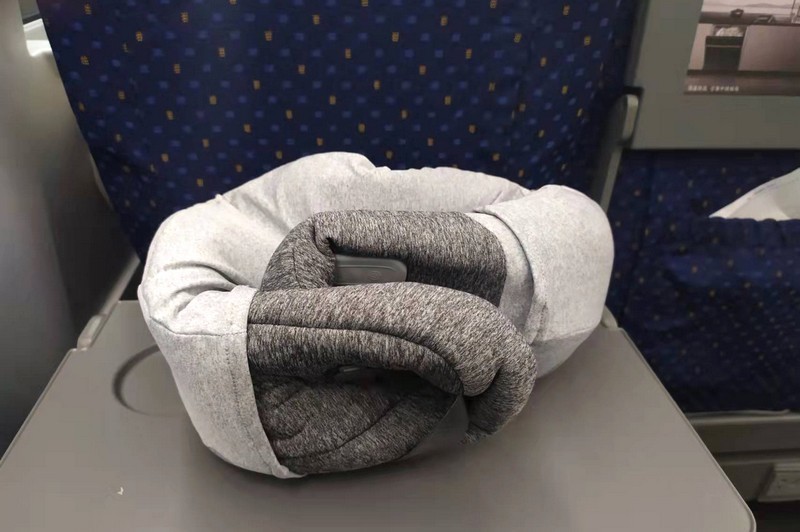 自动充气恒温热敷 德国蓝宝颈椎按摩枕