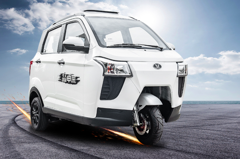 三轮摩托车图片(2款全封闭式三轮摩托车) - 赤虎壹号