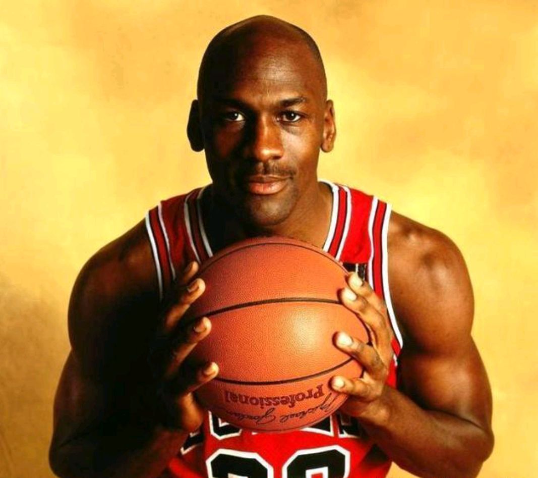 杰弗里·乔丹在nba哪支球队(人物|三次退役两度封神,公认的nba第一人!