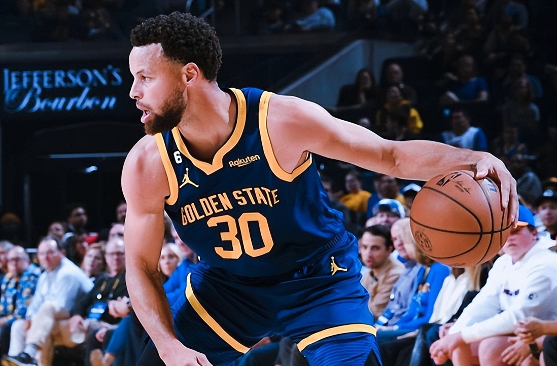 nba最新排名（NBA最新排名！綠軍領(lǐng)跑，鵜鶘8連敗，勇士漁翁得利+湖人倒第三）