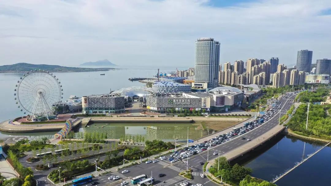 黄岛区房产资讯海信花街小镇维拉诗意栖居这就是我想要的理想生活