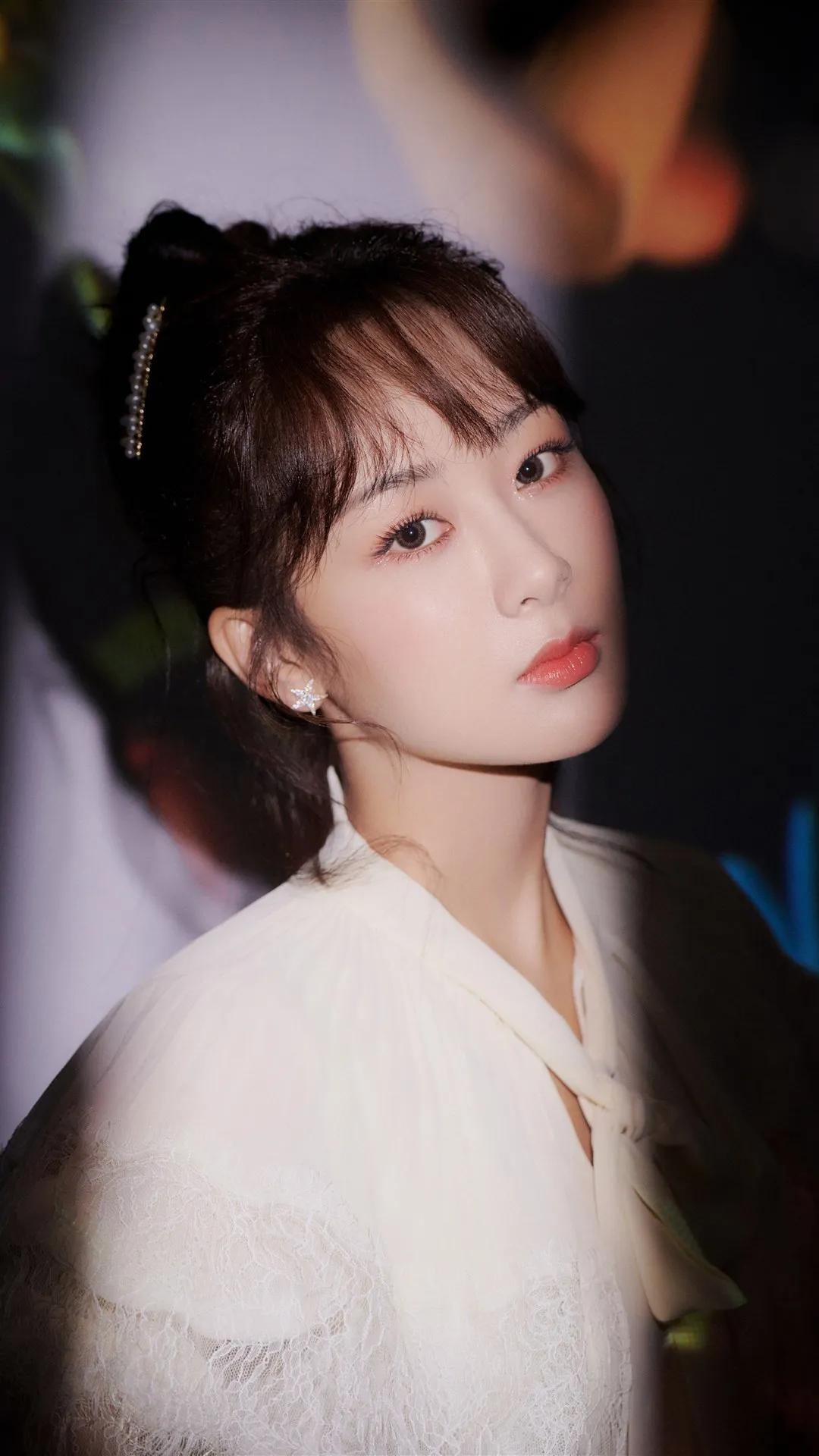 92年北京女演员杨紫，当年的《家有儿女》邻家妹妹小雪