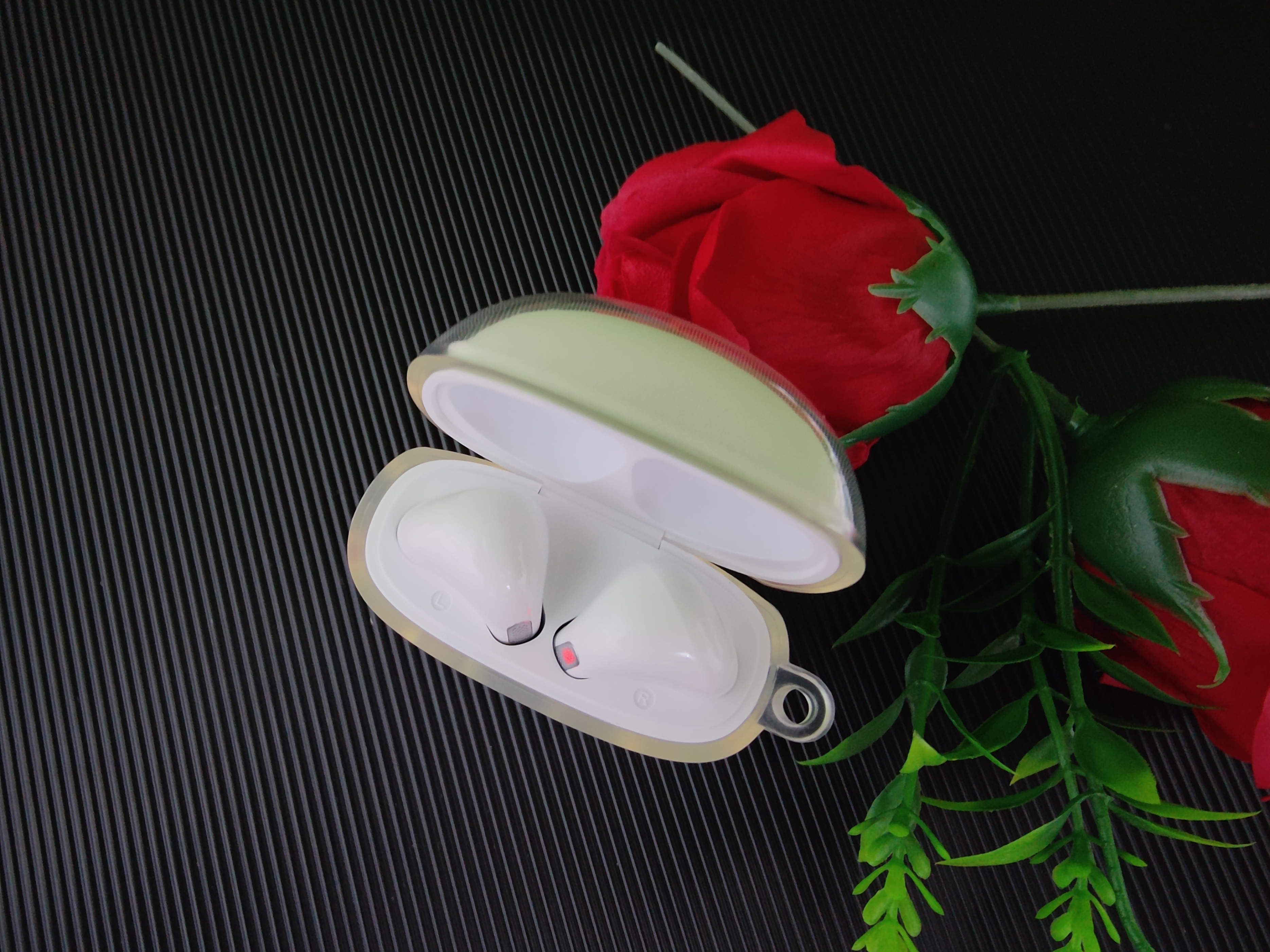 搭载全新蓝牙5.3技术的QCY AilyPods，售价竟是百元级别