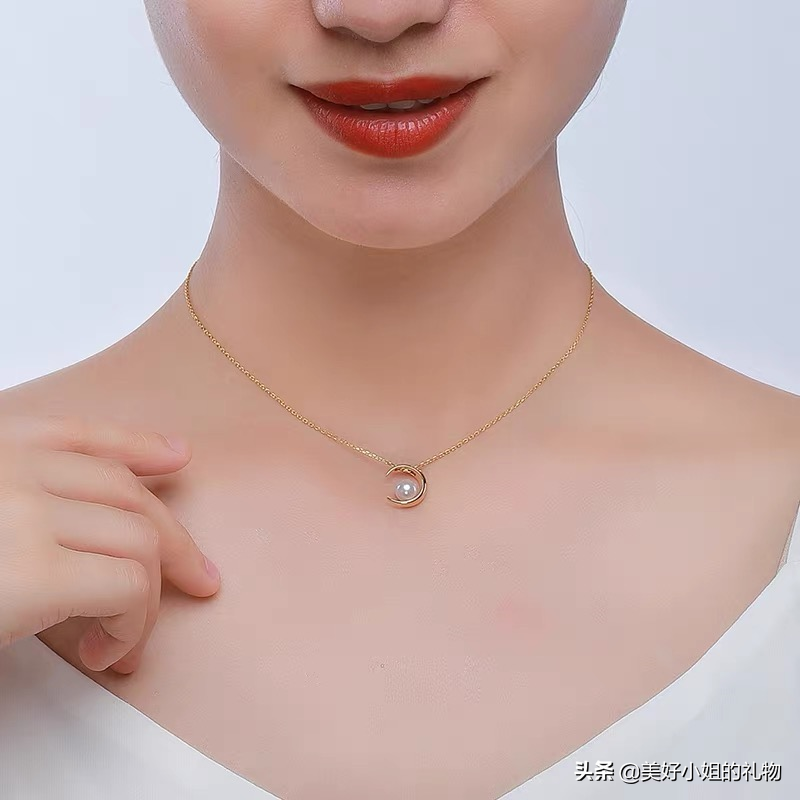 母亲节礼物系列I 细数我私藏的宝藏首饰，千元不到让妈妈闪耀起来