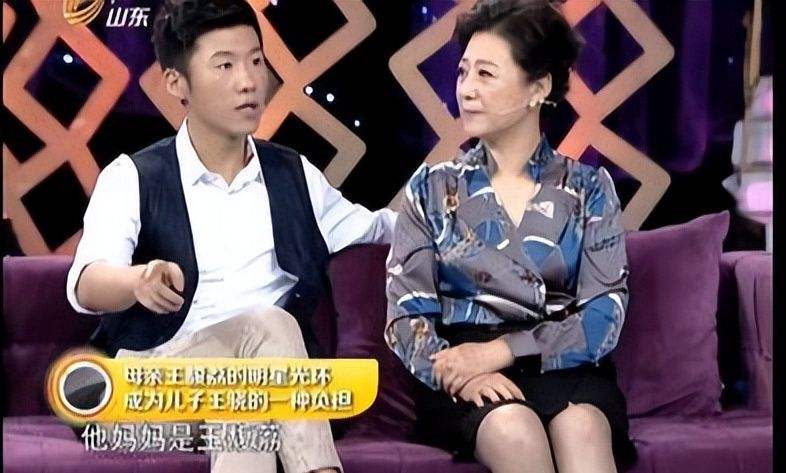 9位“妈妈专业户”：天生一张养尊处优脸，自带贵气，演不了穷人