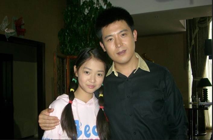 孙涛:17次上春晚,和妻子结婚二十多年无绯闻,家里女儿说了算