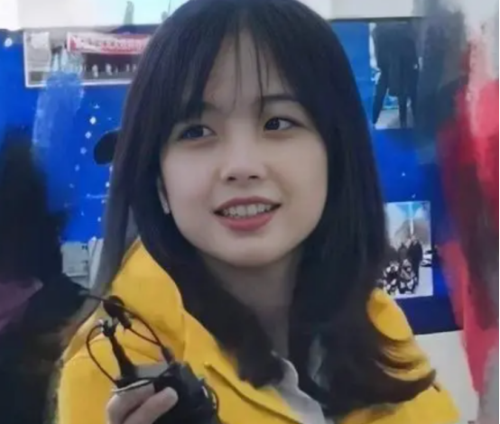 至今还单身的8位央视女主持人，情史个个简单，最大57岁最小29岁