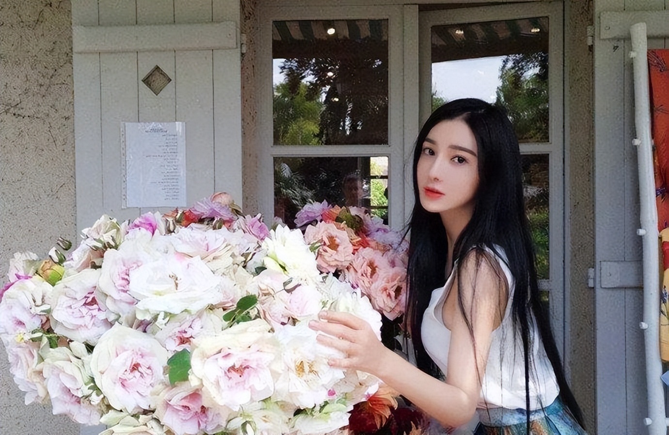 英年早逝的9位女星，个个让人痛惜，最大34岁，最小22岁