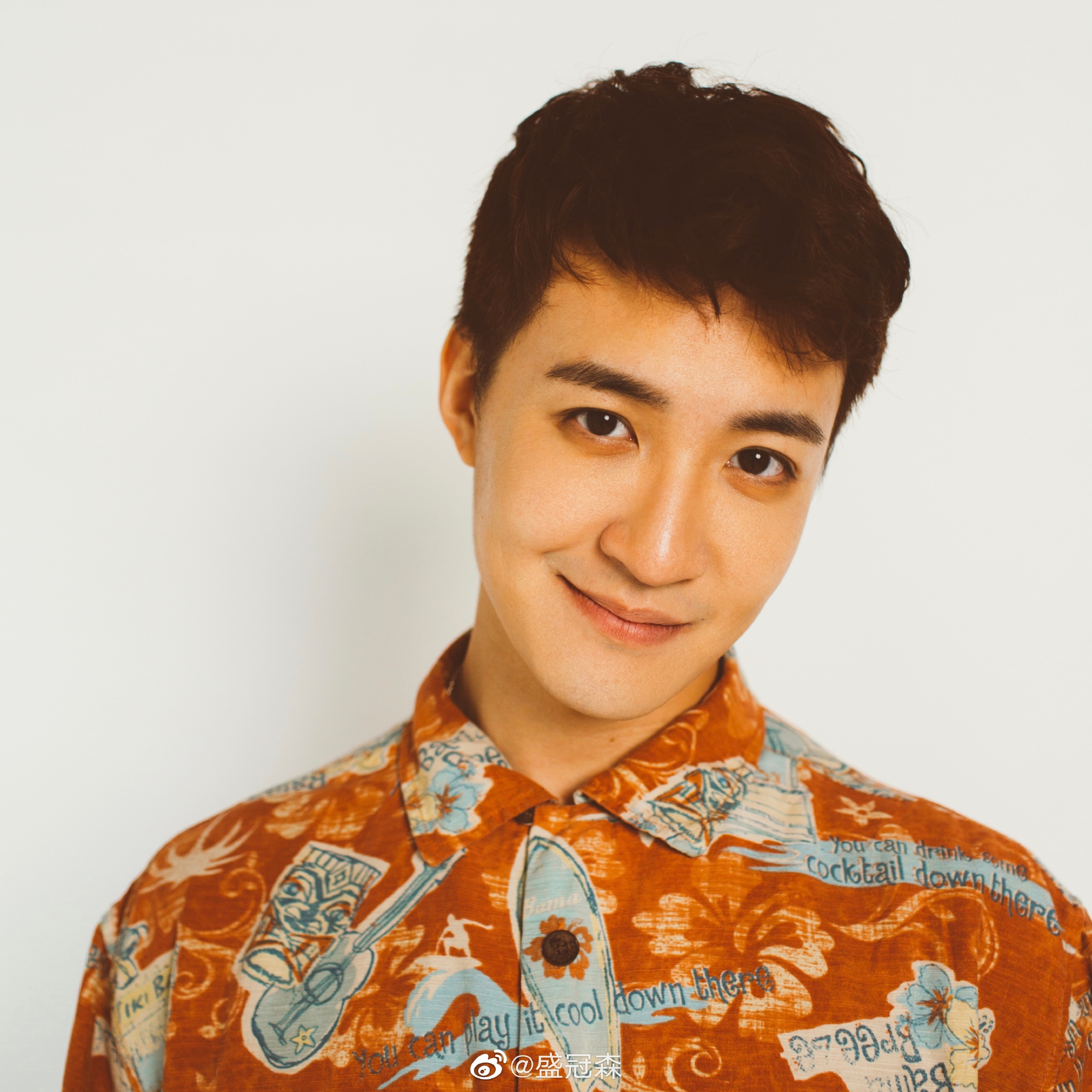 10岁因《家有儿女》出道，23岁结婚，他还是《星汉灿烂》的肖世子