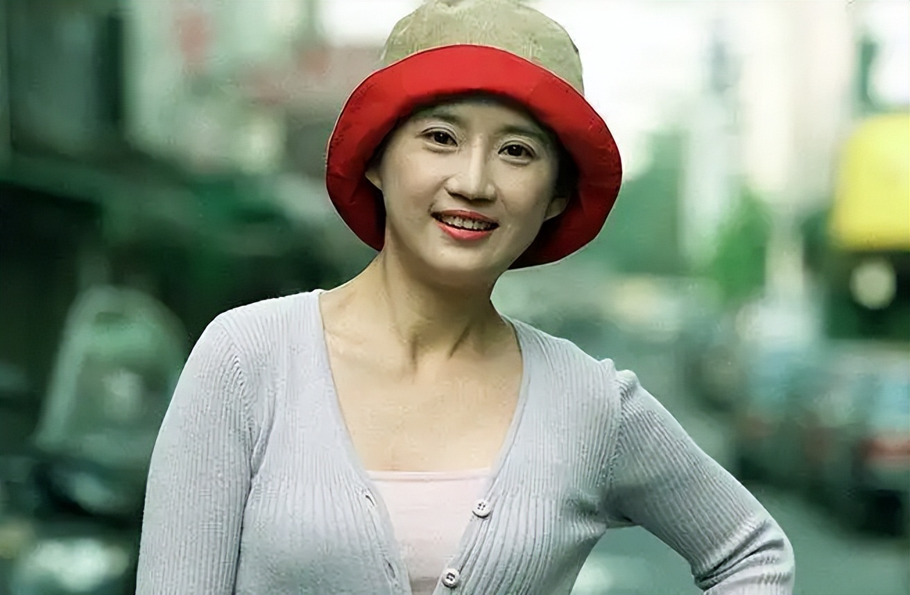 最美尼姑桑妮美过周慧敏成名后却遁入空门内幕让你惊讶