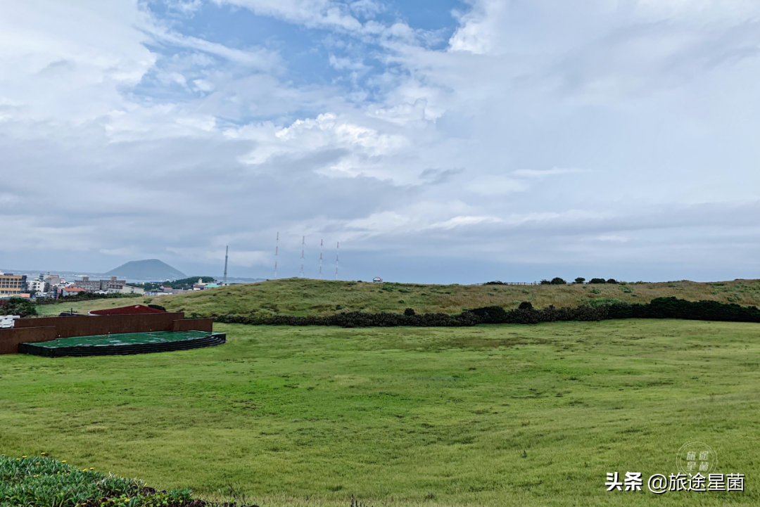 菲律宾韩国街在哪里(韩国 | 九月初的济州岛，时有风，偶有雨)