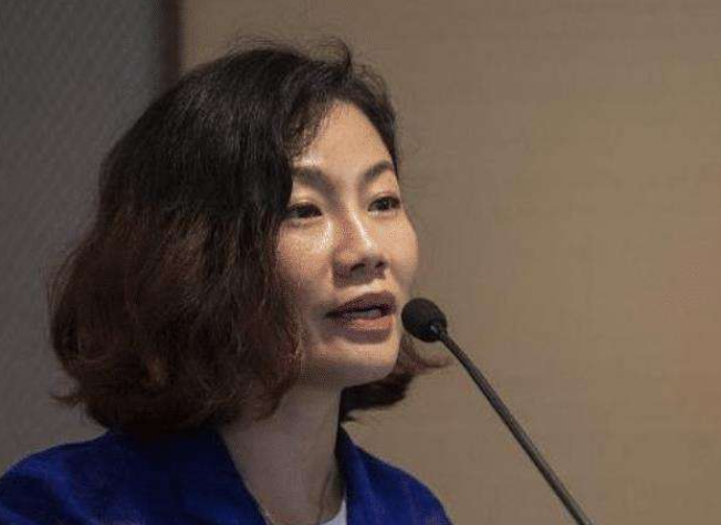 朱旭：2016年进万科，年薪849万，年终奖1000万，如今46岁仍未婚