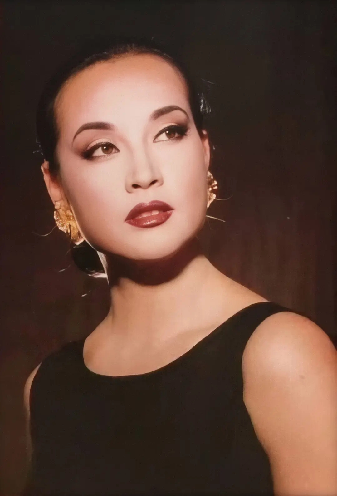 沧桑阿峰：难忘和刘晓庆两年婚姻，余生只想做儿子的好父亲