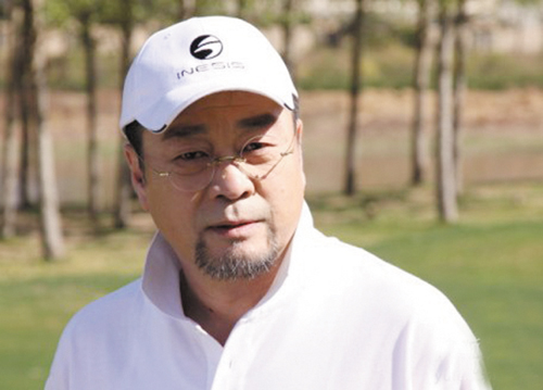 他被称"省长专业户":13年的tvb配音经历,也挡住他演员的光辉