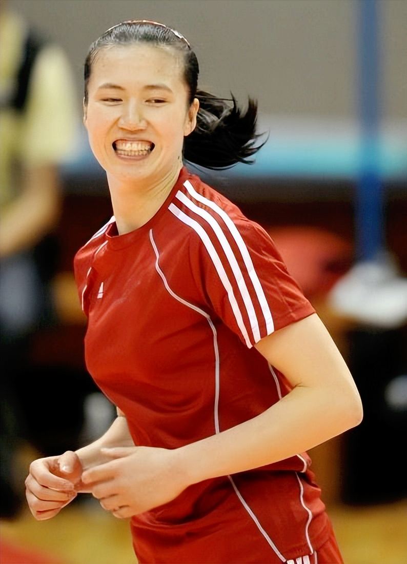 浙江女排接应(世界级接应周苏红:运动生涯完美,离婚再婚都有泪)