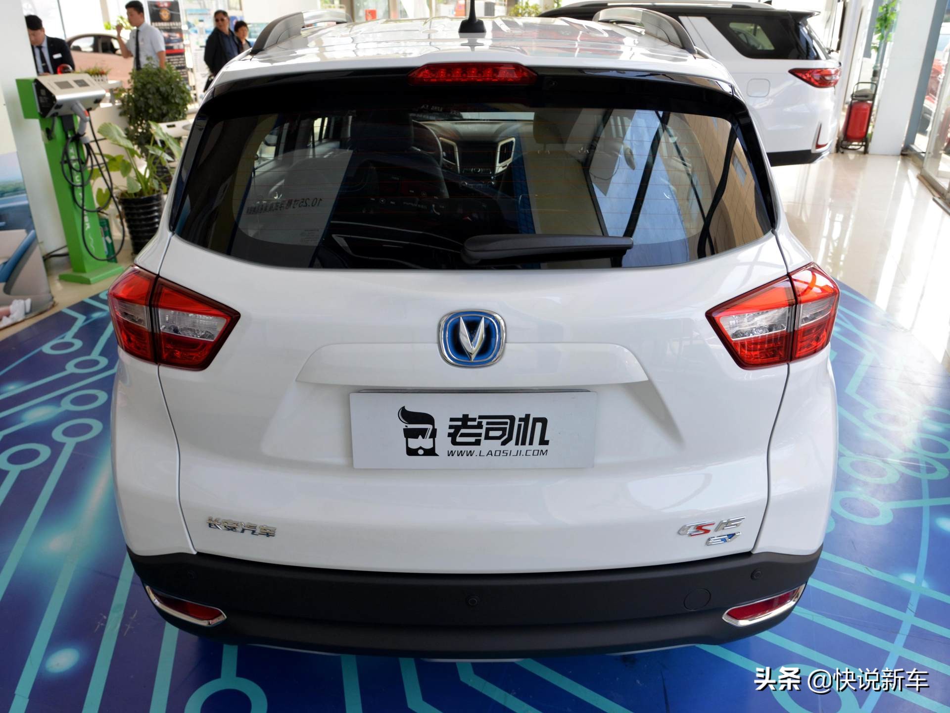 大空间高品质之选，配置不错，价格实惠，实拍长安CS15EV