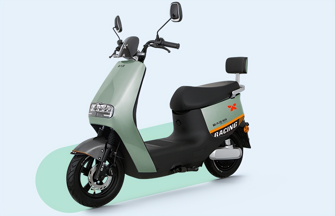 新大洲a21电动车测评:品质车身,外观时尚,续航150km,能跑长途