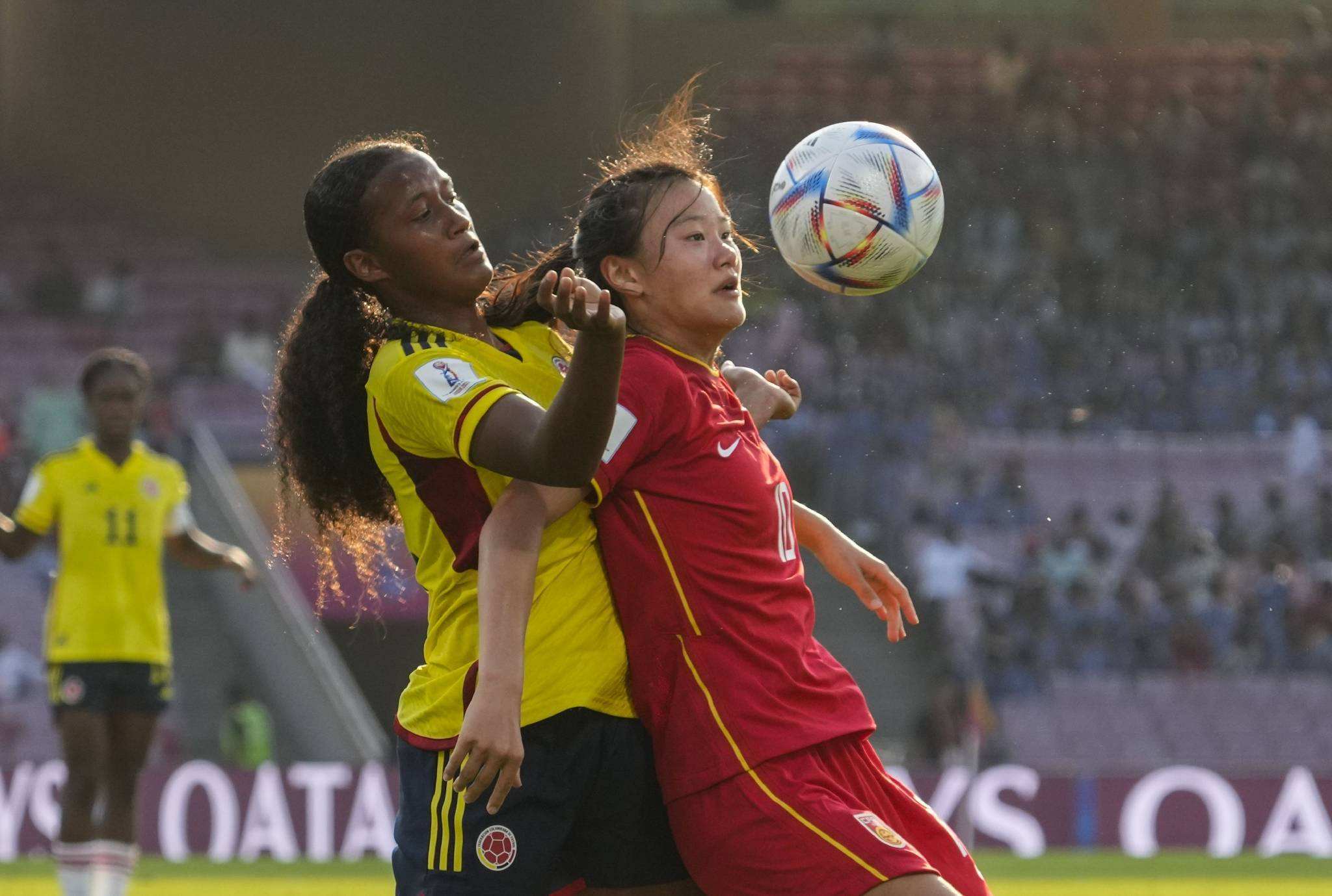 女足今晚在哪里比赛（19点CCTV5+直播，中国女足迎战冠军西班牙，孙雯督战水庆霞下指示）