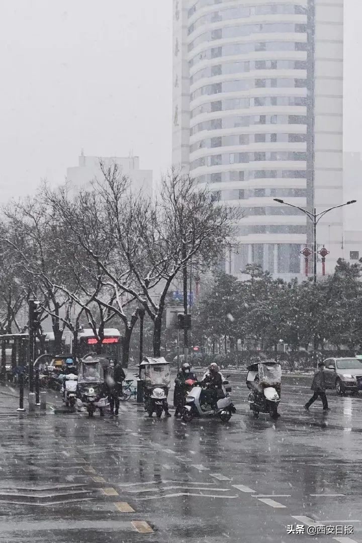陕西多个收费站封闭！雪什么时候停？