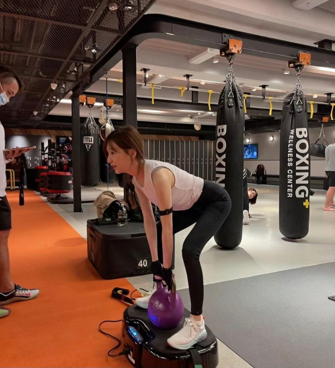 在十年如一日的美貌背后，她做了什么？