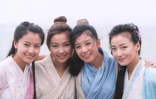 连柯南都能掐CP的世界，好不了了