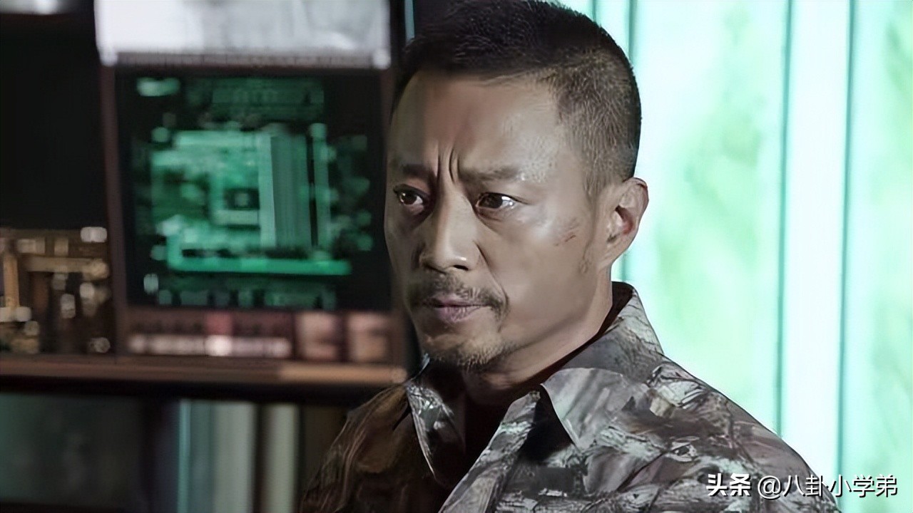 油头粉面、气质不硬就别演军人了，这8位男星告诉你，什么是硬汉