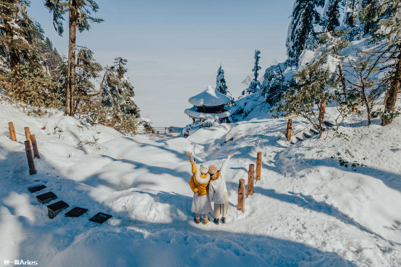 成都周边游 | 川西的雪国秘境，我与瓦屋山的纯白约定