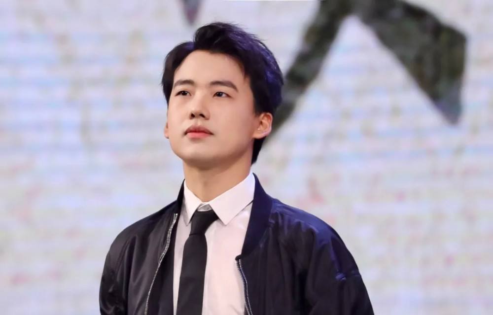 金晨携一部现代爱情剧来袭！男主是郭麒麟，《平凡之路》即将开机