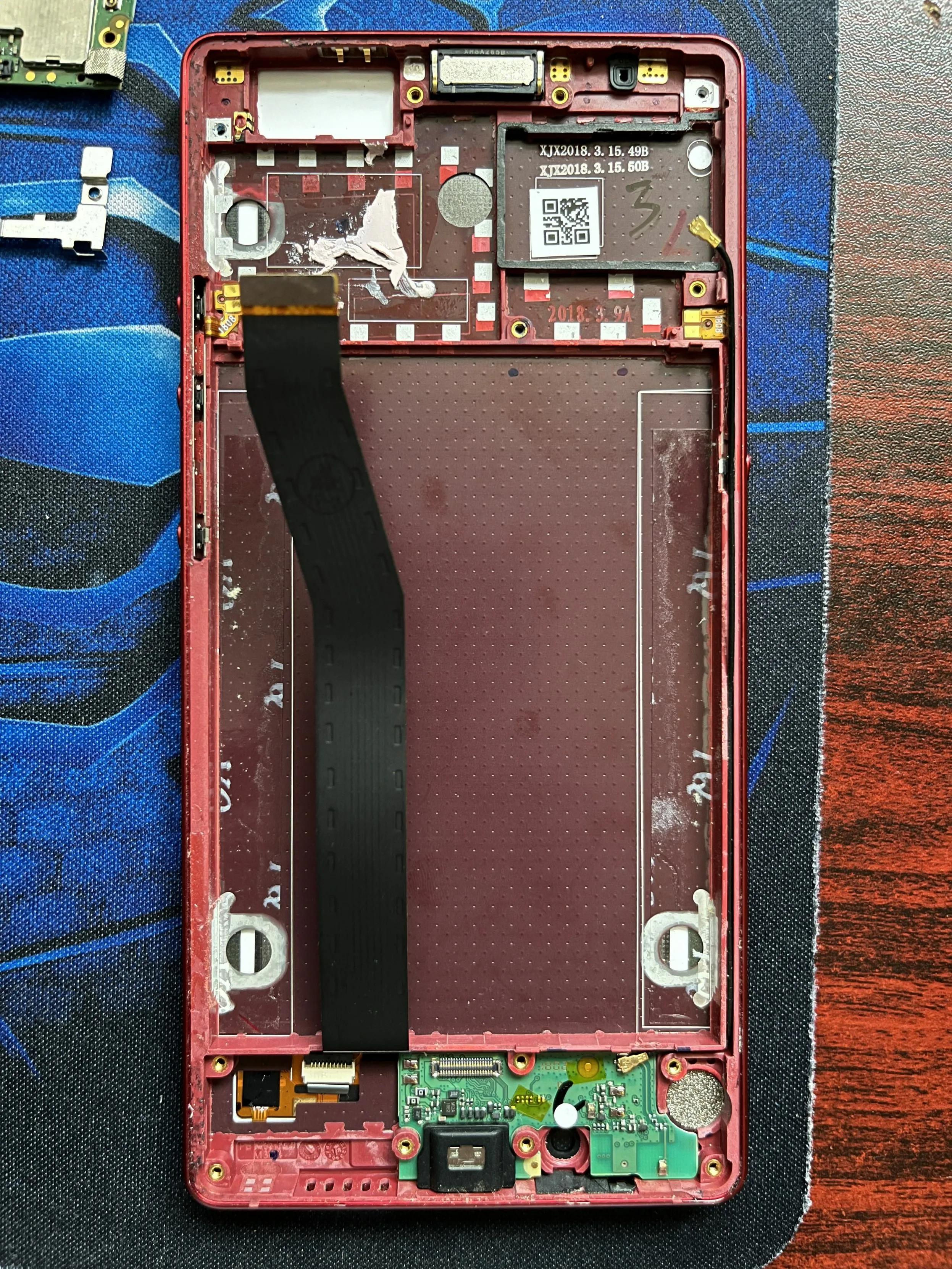 坚果3 全面屏手机，拆解